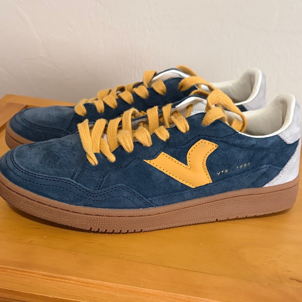 Victoria Men’s Sneakers/Trainer’s Smash/Suede. Excellent Condition! 40. From EU.
